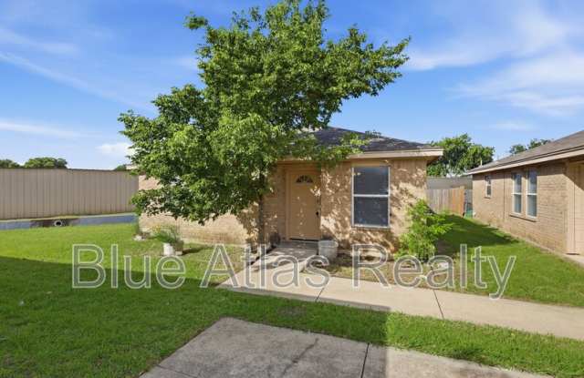 125 Cambridge Drive - 125 Cambridge Drive, Saginaw, TX 76179 125 Cambridge Drive - 125 Cambridge Drive, Saginaw, TX 76179