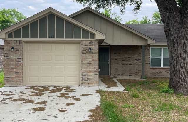 Newer Brick 3/2 Home photos photos