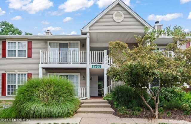 35 Beaumont Court Gallery 1