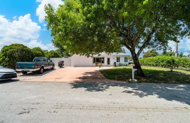 461 Northeast 31st Court - 461 Northeast 31st Court, Pompano Beach, FL 33064 461 Northeast 31st Court - 461 Northeast 31st Court, Pompano Beach, FL 33064