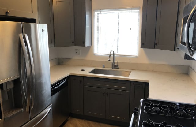 5068 Franklin Ave Apt 301 - 5068 Franklin Avenue, Los Angeles, CA 90027