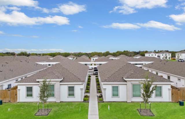 MOVE IN SPECIAL! - Beautiful 3bed/2bath Home in Edinburg -$1,000.00 photos photos