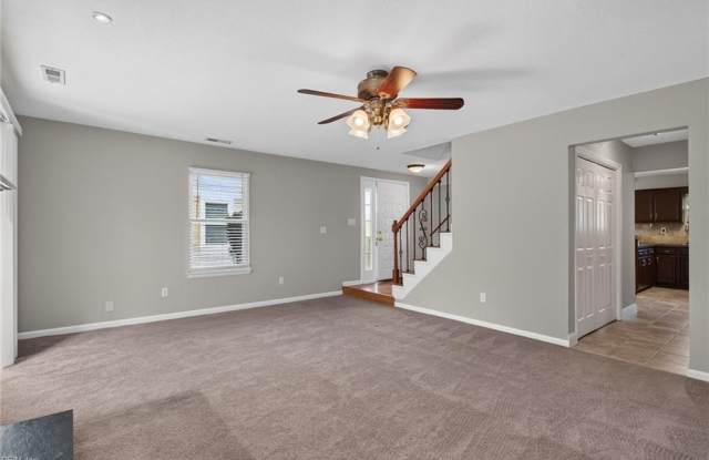 5113 Glenwood Way Gallery 3