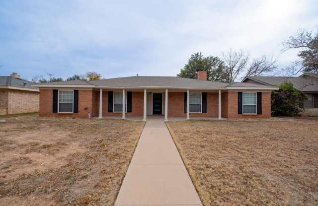 2821 Metz Court photos photos