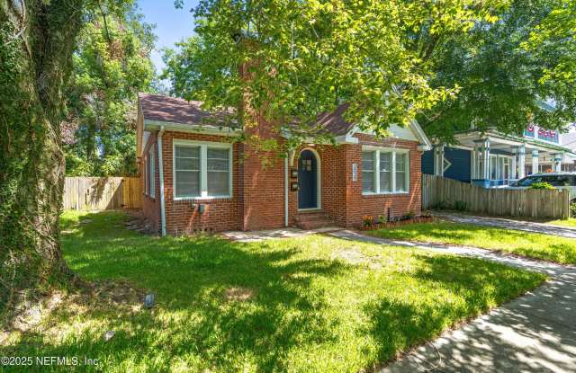 2039 DELLWOOD Avenue - 2039 Dellwood Avenue, Jacksonville, FL 32204