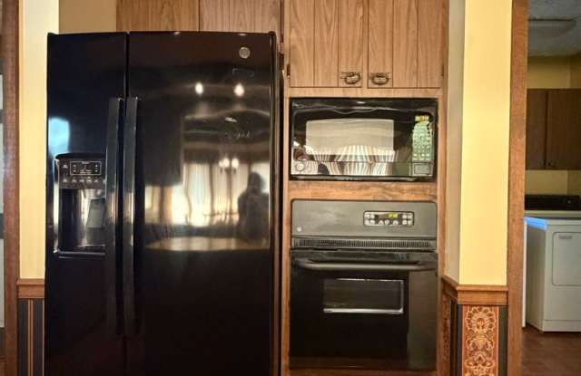 Charming Pigeon Forge Home | Smoky Mountain Views | Walk to Old Mill & Patriot Park Gallery 3