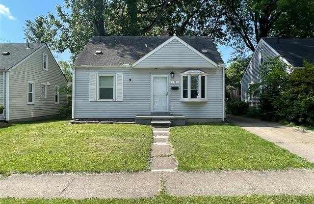 24611 LEHIGH Street photos photos