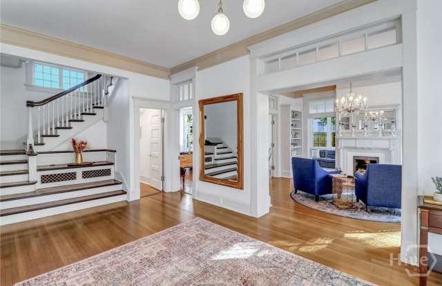 602 E Victory Drive Gallery 4