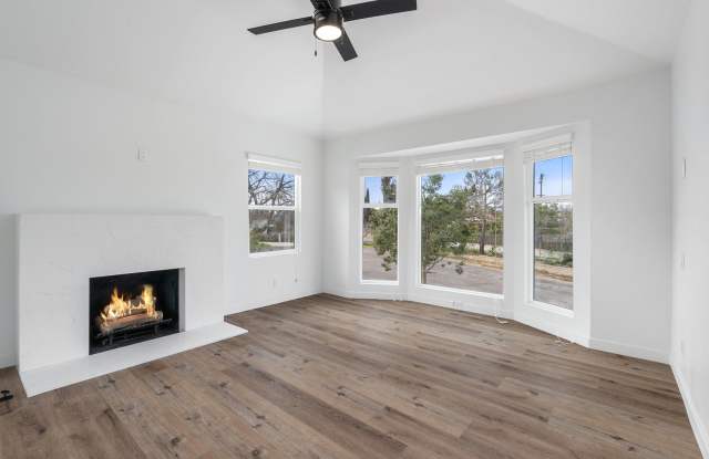 Designer Culver/Fairfax House + Studio | Dog Run & Private Orchard | 3-Car Parking photos photos