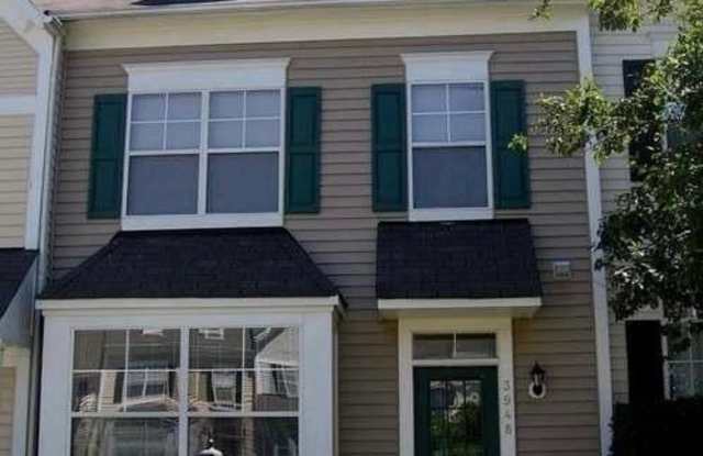 3948 HARTLAKE STREET - 3948 Hartlake Street, Lake Ridge, VA 22192