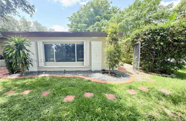 9160 SW 73rd St photos photos