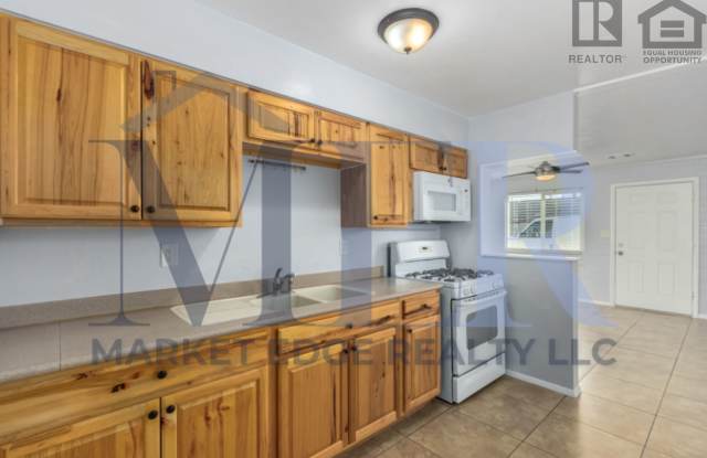 1230 E Purdue Ave Apt B photos photos