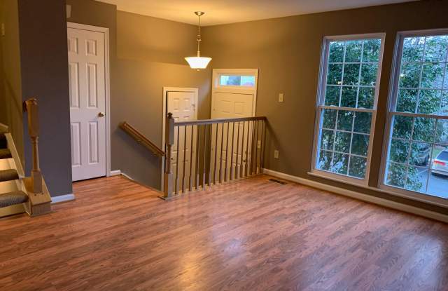10613 WINFIELD LOOP Gallery 3
