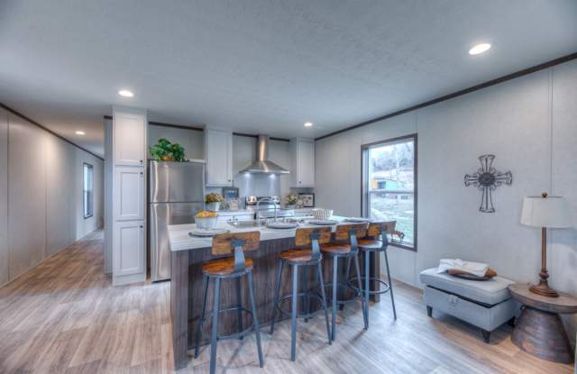 6658 Bratton Road photos photos