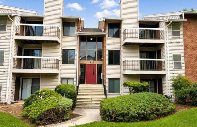 1113 CASTLE HARBOUR Way Gallery 1