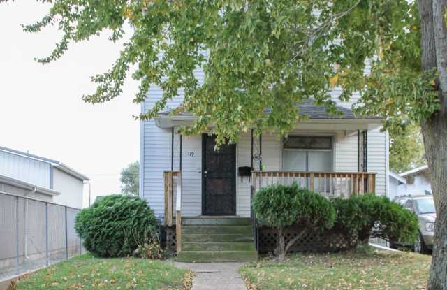 119 10th Street - 119 10th Street, Silvis, IL 61282