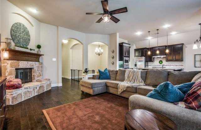 1412 Nutmeg Court Gallery 4