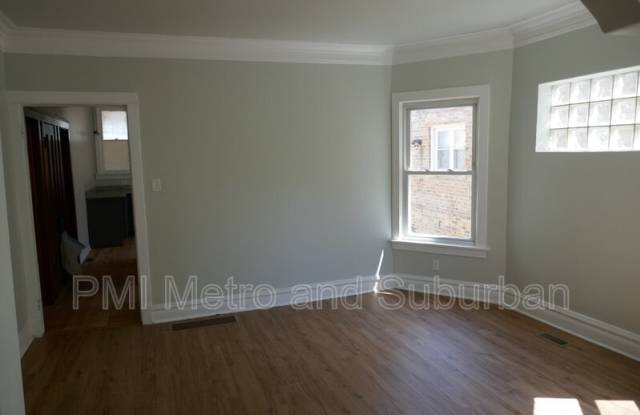 4053 North Long Avenue Gallery 3
