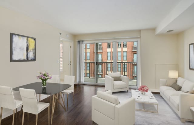 The Promenade at Harbor East photos photos
