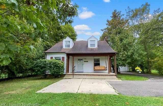 2321 W WATTLES Road - 2321 West Wattles Road, Troy, MI 48084