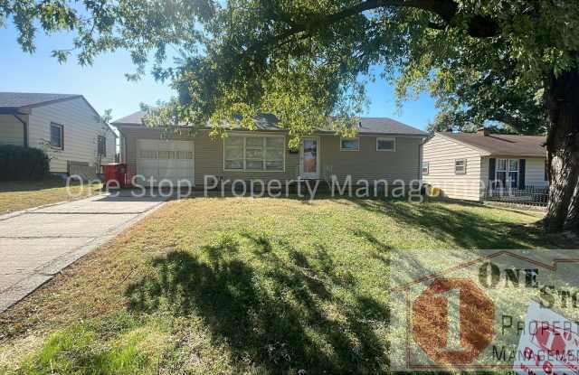 Wonderful 3 bedroom 1 bath home! Just a short drive to all the Independence shopping! Gallery 1