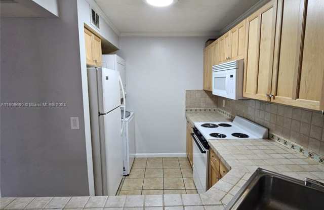 10002 Winding Lake Road Gallery 3