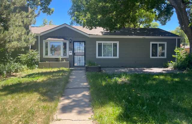 $0 DEPOSIT OPTION. CHARMING 3-BEDROOM HOME WITH LARGE YARD AND EASY ACCESS TO I-25 AND I-225 photos photos