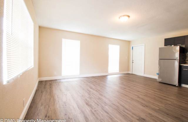 1802 Northwest 52nd Avenue - 1802 Gallery 2