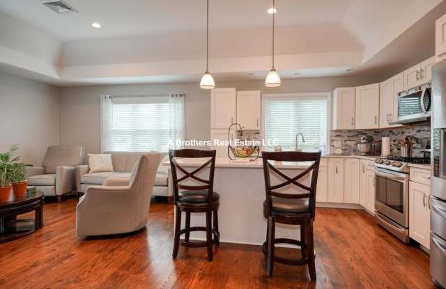 6 Four Bridges - 6 4 Bridges Road, Middlesex County, MA 01749
