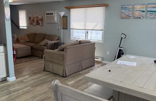 34 E Beach Way Gallery 3