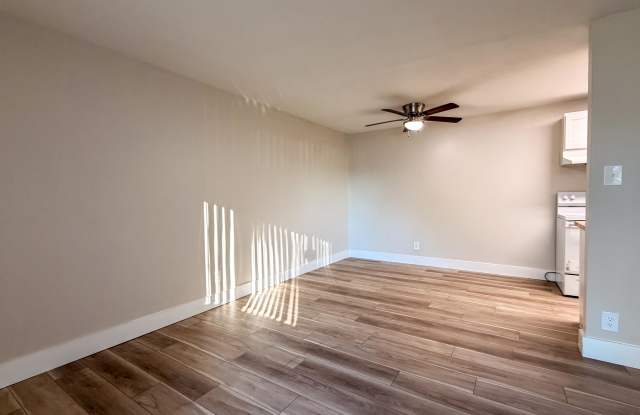 Valley York Apartments Gallery 3