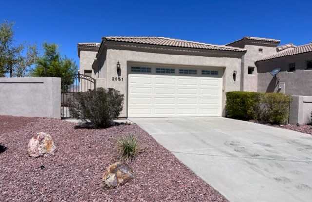 2BR Vacation Home in Gated Community Bullhead Parkway with Utilities Avail 10/1 - 2651 La Costa Drive, Bullhead City, AZ 86429