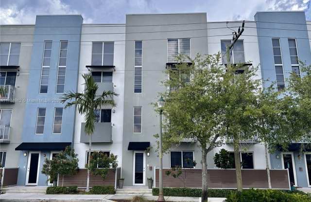 3455 NE 5th Ave - 3455 Northeast 5th Avenue, Oakland Park, FL 33334