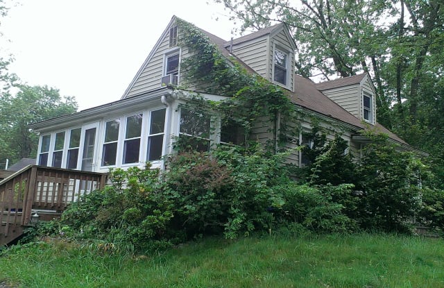 14601 Crescent Drive - 14601 Crescent Drive, Marlboro Village, MD 20772