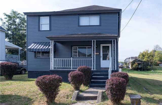 741 Griffith St photos photos