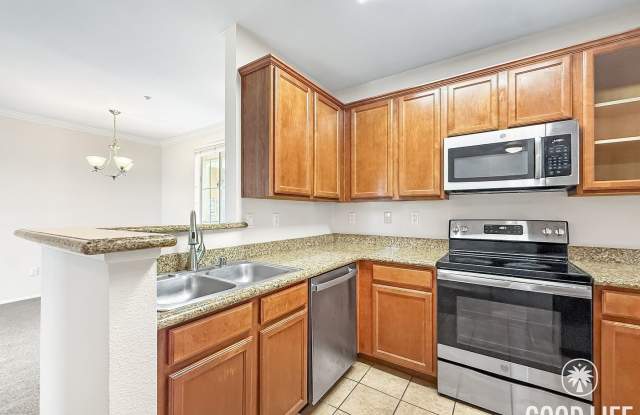Bright 2BR/2BA Condo with Balcony, Garage  Resort-Style Amenities in Carmel Valley! photos photos