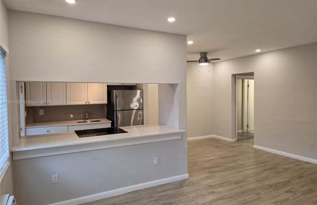835 Lenox Ave photos photos