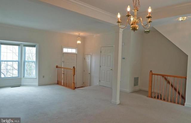 14243 GLADE SPRING Drive Gallery 4