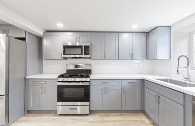 4521 South Mead Street#2 - 4521 South Mead Street, Seattle, WA 98118