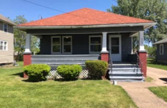 3 Bed - 1 Bath - Single Family Home in Lorain Gallery 1