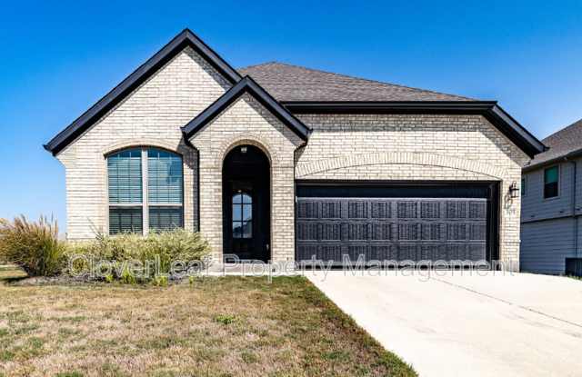 305 Foxtail Woods photos photos