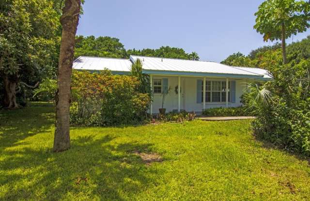 1545 Pelican Lane Gallery 4