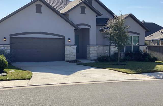 1145 Carriage Loop Gallery 2