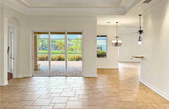 24917 Fairwinds LN Gallery 4