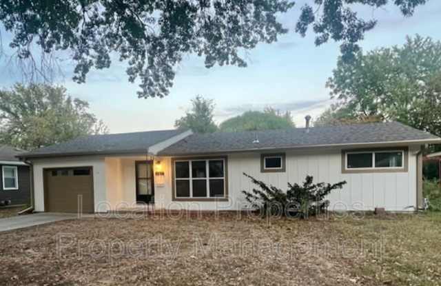 1934 Emerald Drive - 1934 Emerald Drive, Lawrence, KS 66046