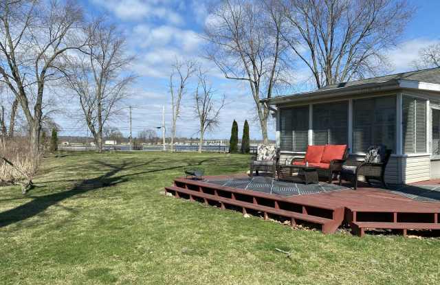 292 Grayson Road photos photos