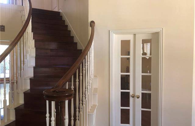 2325 Windy Ridge Court Gallery 4