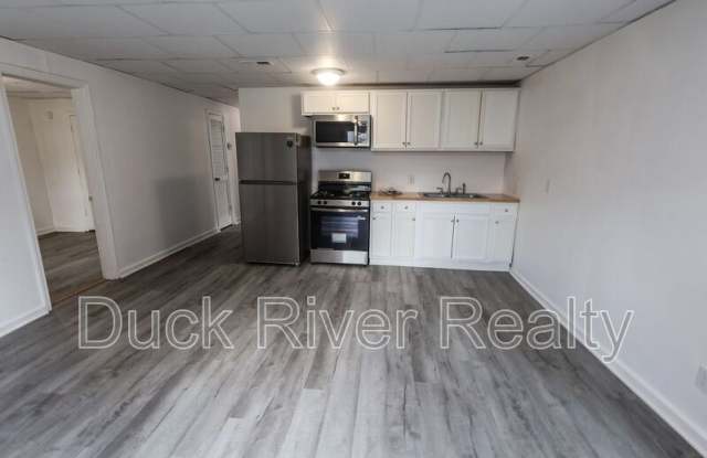 1409 Highland Gallery 4
