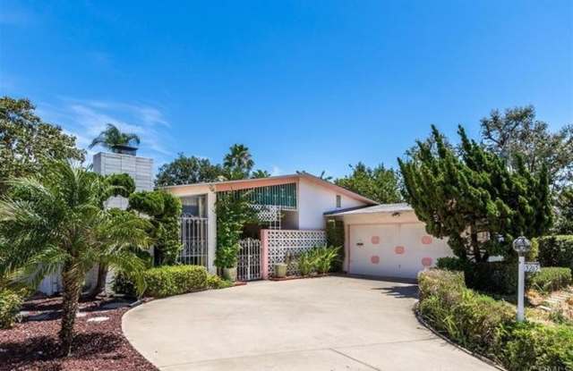 Large House with Pool + Guest House Near SDSU! 6 Total Bedrooms, Pool, Garage! photos photos