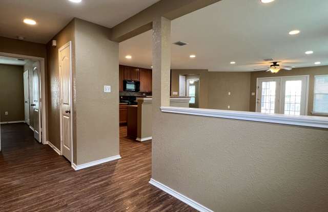 9058 Canter Horse Gallery 3